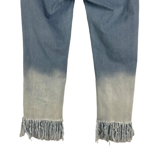 FOREVER 21 LIGHT WASH OMBRE FRAYED HEM CROPPED JEANS SIZE 30 - Picture 9 of 11